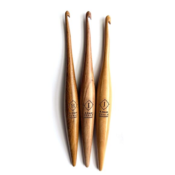 Furls Streamline Wooden Crochet Hooks, Set of 3 - Picture 1 of 4